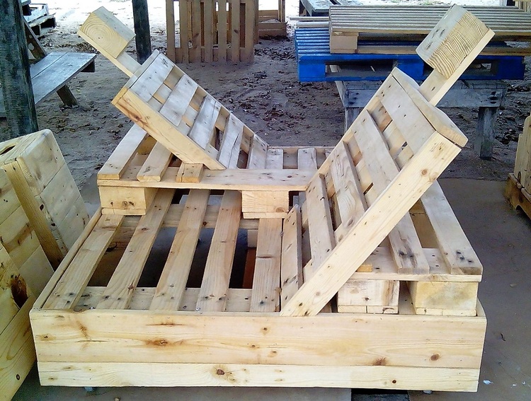 2 pallet double chair
