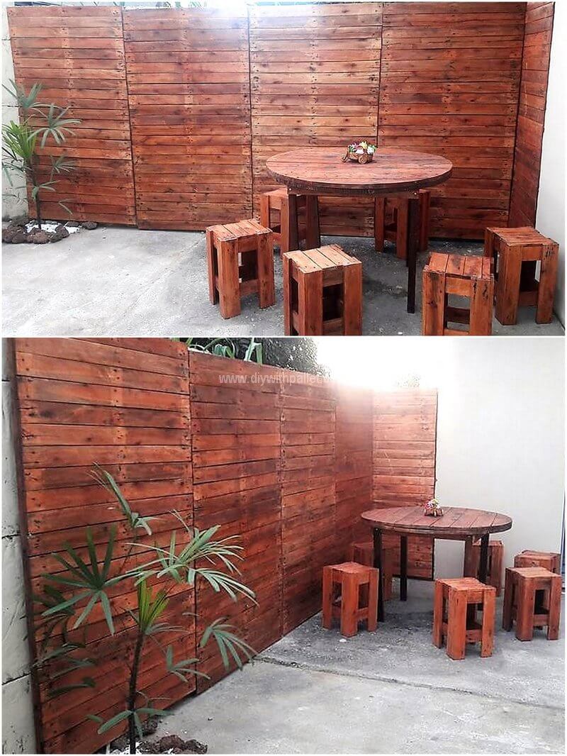 pallet wall and outdoor furniture