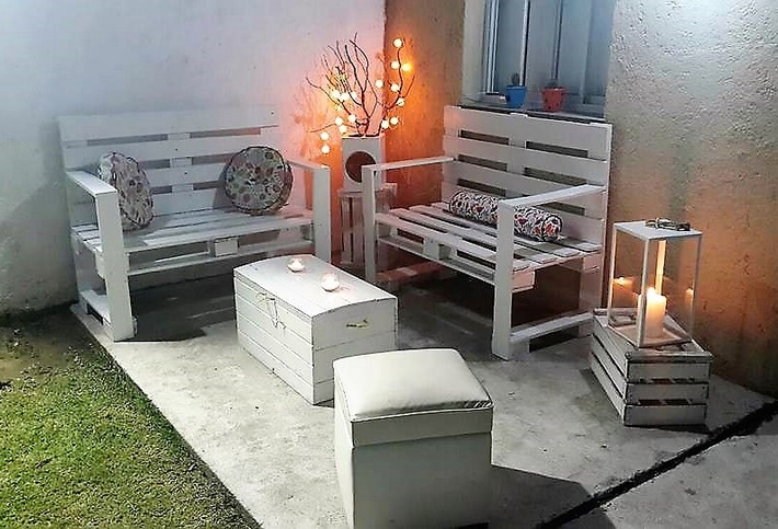 recycled-pallet-lounger-furniture