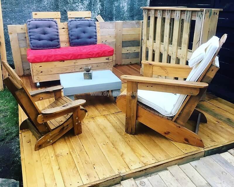 repurposed pallets lounge