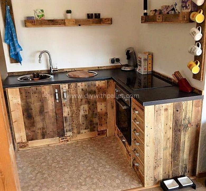 rustic pallet kitchen