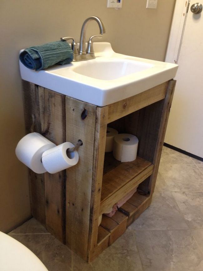 wood pallet ideas for bathroom or toilet (18)